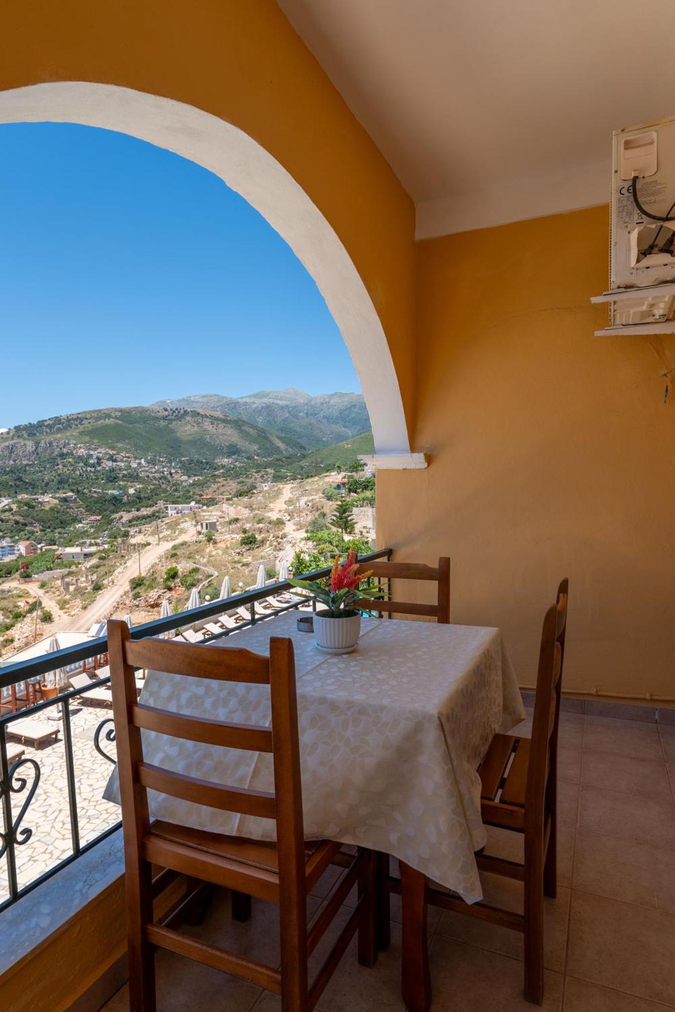 Apart Hotel Alex Himare Buitenkant foto