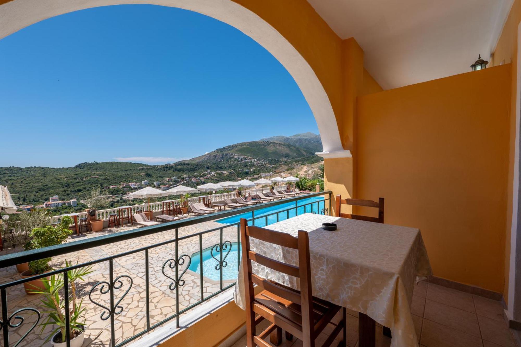 Apart Hotel Alex Himare Buitenkant foto