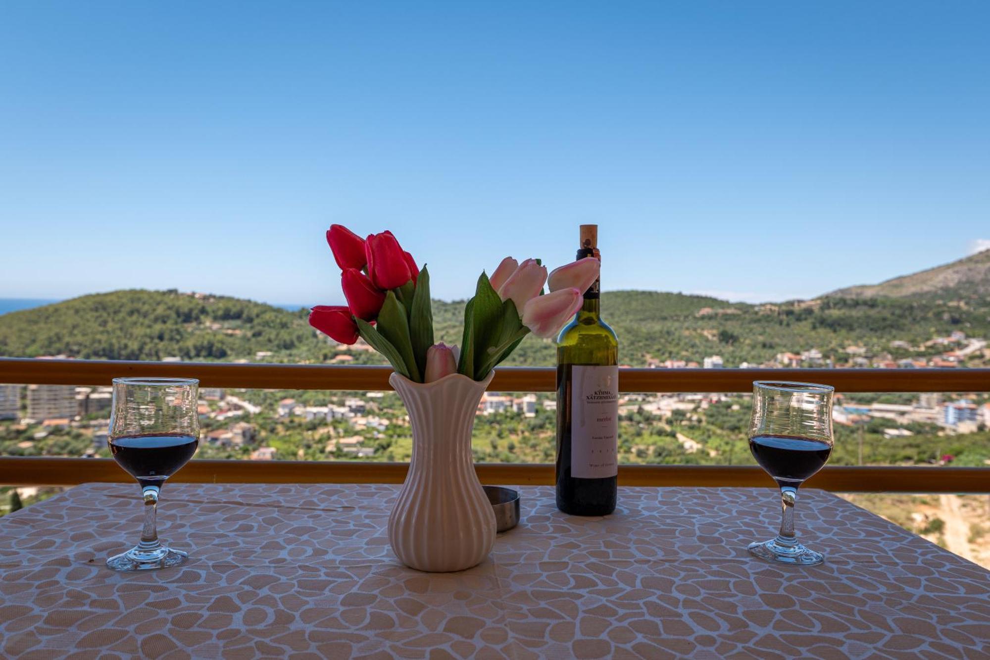 Apart Hotel Alex Himare Buitenkant foto