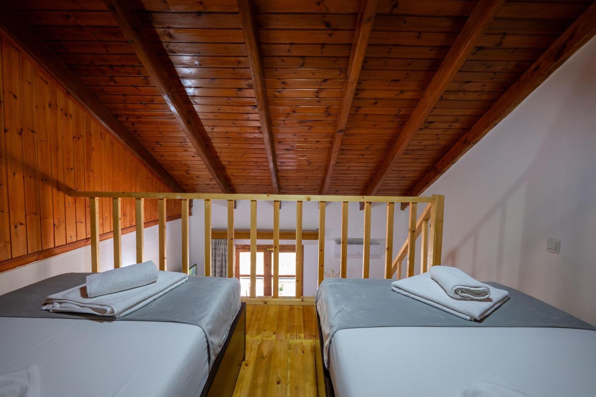 Apart Hotel Alex Himare Buitenkant foto